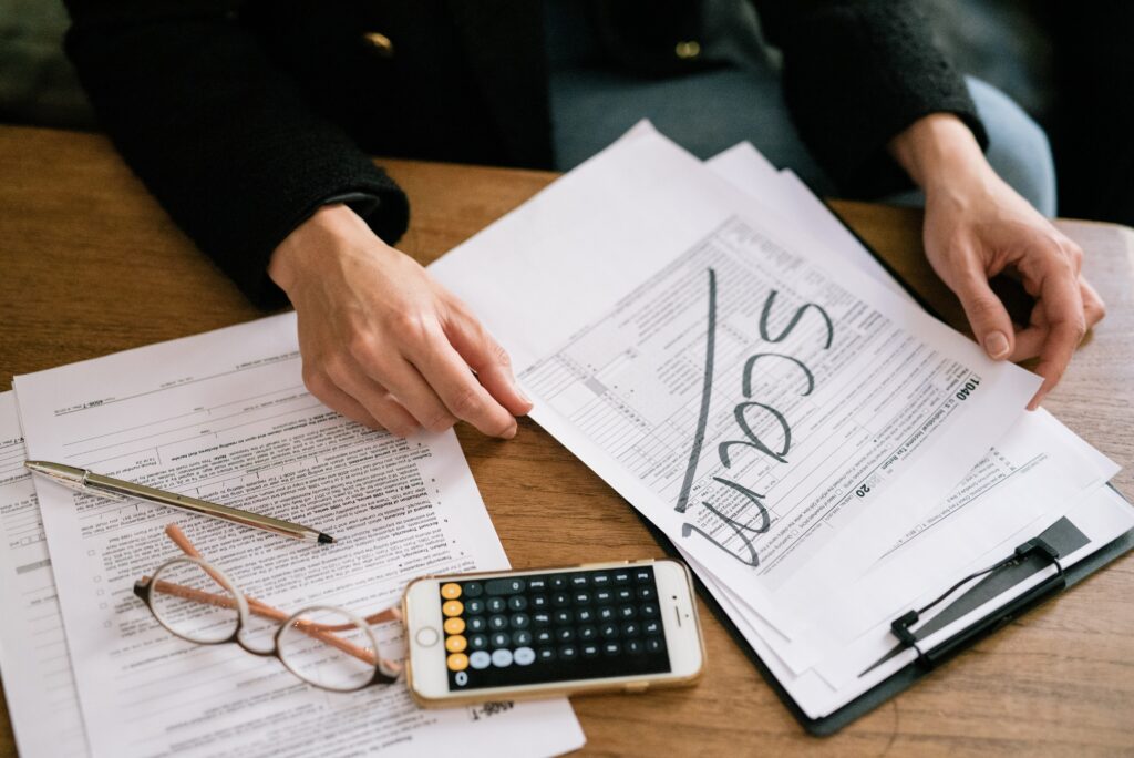 Tax Scams and How to Avoid Them - Traxion Tax